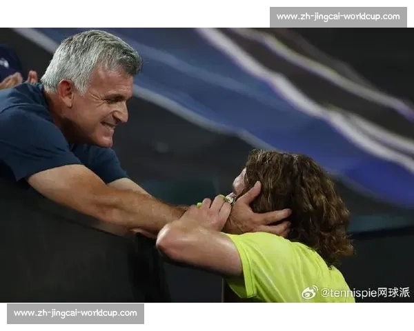 西西帕斯携手伊万尼塞维奇哈雷首秀 首轮三盘险胜达尔德里