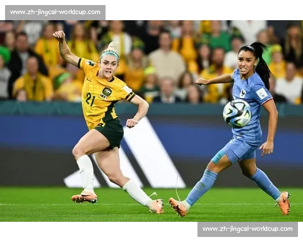 澳大利亚女足国脚戈里汉密尔顿岛完婚 李梦雯曾为队友见证